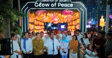 Glow of Peace Terangi Bundaran HI, Wagub Rano: Keberagaman Jakarta Harus Menghasilkan Kesejahteraan