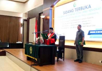 PT Surabaya Sumpah Advokat Baru, Tekankan Profesionalisme dan Adaptasi Peradilan Digital