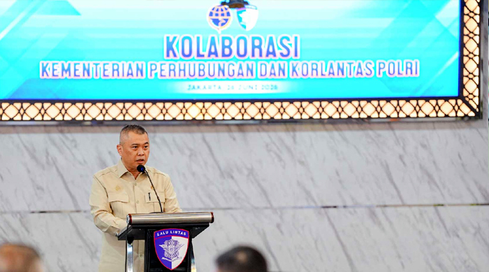 Sukses Kawal Angkutan Lebaran 2026, Korlantas Polri Raih Penghargaan dari Menhub