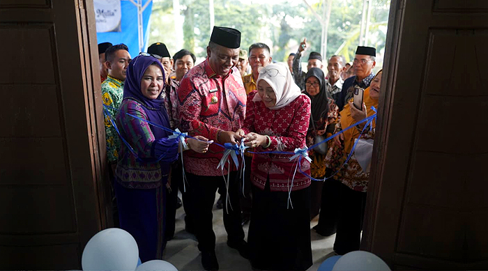 Plt. Bupati Lampung Tengah Luncurkan Sekolah Lansia di Sendang Agung, Dorong Lansia Tetap Sehat, Mandiri, dan Produktif