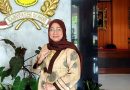 Hj Yuni Indriany Ajak Masyarakat Bangga Kenakan Batik