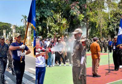 Gelar Prosesi Penyiraman dan Pembaretan, SMA Presiden Tutup MPLS dan PPKD Angkatan 23