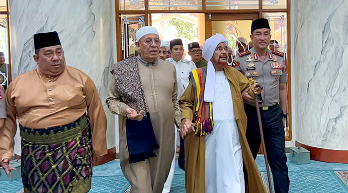 Kapolri Jenderal Pol Suyudi dan Habib Umar bin Hafidz Perkuat Sinergi Ulama-Polri
